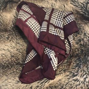 Coach headscarf